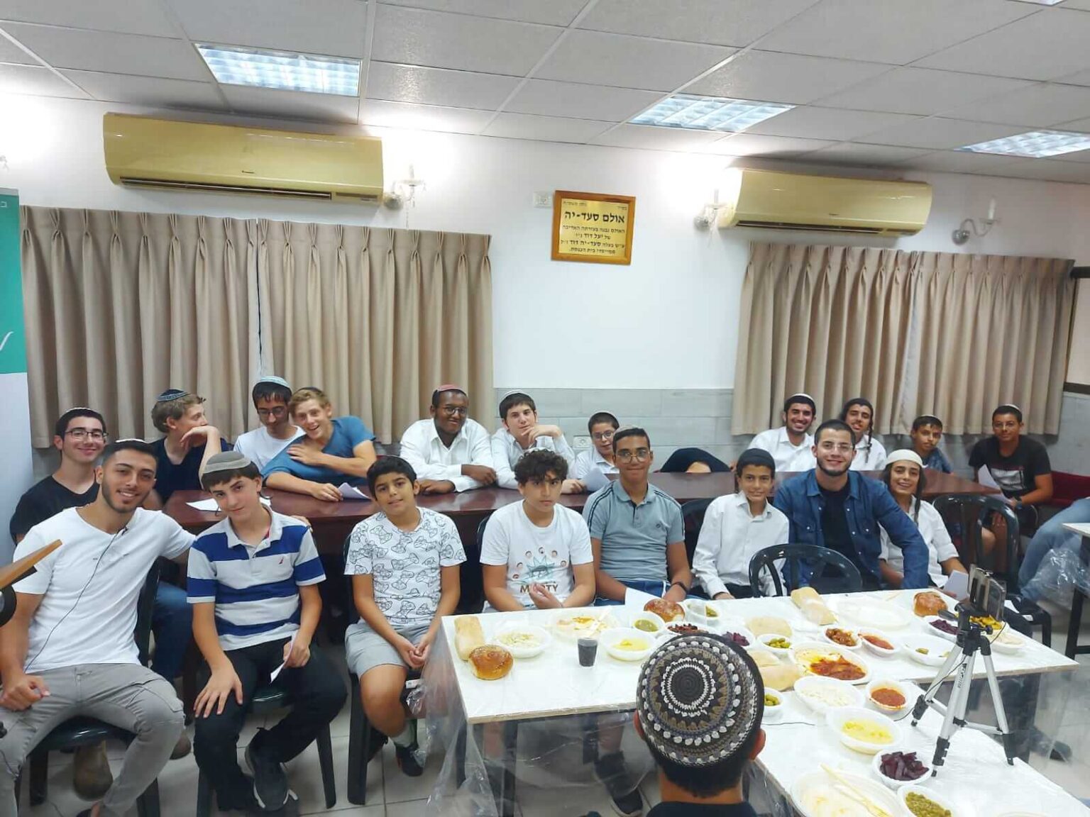 בין הזמנים 4 (1)